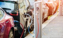 Elektrikli otoda küresel patlama!