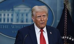 Trump Çin’e yüzde 100 gümrük vergisi uygulayacak