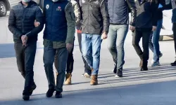 İstanbul merkezli 8 ilde sahte ikamet izni operasyonu: 64 gözaltı