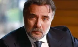 Anne-Oğul pozu olay oldu! Çakır gözlerinin sırrı çözüldü
