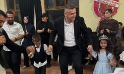 20 askerin şehit olduğu gün AK Partili belediye başkanının halaylı düğün paylaşımı tepki çekti