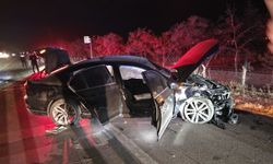 AK Partili Milletvekilinin geçirdiği kaza araç içi kamerasına yansıdı