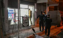 Adana'da berber dükkanında silahlı çatışma! 7 kişi yaralandı: Polis kaçan şüphelilerin peşinde