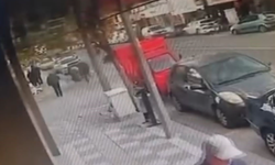 Afyonkarahisar’da motosiklet kazası kamerada: Motosiklet parçalandı...