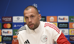 Ajax Teknik Direktörü Heitinga: 'Galatasaray çok hızlı bir takım, onlara alan vermemeliyiz'