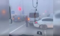 Ankara’da yoğun sis kazaya sebep oldu: 4 araç zincirleme kaza yaptı!