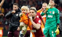 'Baba Galatasaray'a gelebilir miyim?' diyen Ciro muradına erdi! Mertens ailesi derbiyi tribünden izledi!