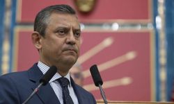 CHP'de 'mektup' krizi: 20 vekilin Özgür Özel'e 'parti içi muhakeme' talepli mektup yazdığı iddia edildi