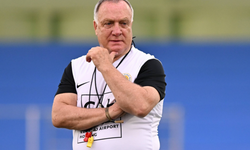 Fenerbahçe'nin eski hocası tarih yazdı! Ada ülkesini Dünya Kupası'na götürdü