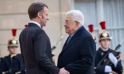 Macron ve Abbas Paris’te bir araya geldi