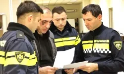 Gürcistan'da muhalefet lideri mahkemeyi yakmaya çalıştı! Aleksandre Elisaşvili gözaltında: 'Görevlilere silah çekti'