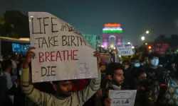 Hindistan’ın başkentinde hava kirliliği eylemleri büyüdü