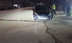 İnegöl'de feci kaza: Otomobilin çarptığı skuter sürücüsü ağır yaralandı