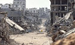 İşgalci İsrail ateşkese rağmen Gazze’de yıkımı sürdürüyor