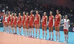 Kadın Voleybol Takımı Riyad'da namağlup şampiyon! Yunus Öçal: "Madalya Türk halkına armağan olsun"