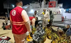 Libya açıklarında iki tekne battı: En az 4 göçmen hayatını kaybetti