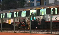 Marmaray neden çalışmıyor? Marmaray'da birisi intihar mı etti?