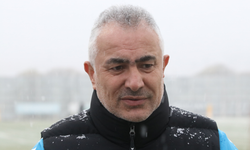 Sivasspor teknik direktöründen bahis cezası alan Ali Şaşal Vural'a: 'Ali'nin arkasındayız'