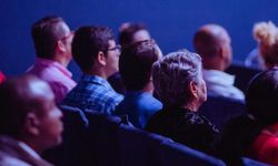 Perdeler yeniden açıldı: Türkiye’de sinema ve tiyatro seyircisi artışta!