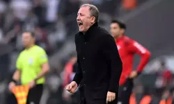 Samsunspor maçı sonrası Beşiktaş tribünlerinden Sergen Yalçın ve yönetime istifa çağrısı