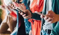 Telefonlarında güncellemeyi erteleyen milyonlar hacker tehdidi altında