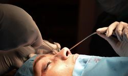 Piezo burun estetiği nedir, nasıl uygulanır, açık mı kapalı mı, kaç günde iyileşir, kimler yaptırabilir, avantajları ne?