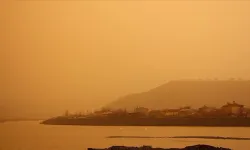Türkiye’yi çöl tozu kaplıyor: Meteoroloji’den lodos uyarısı!