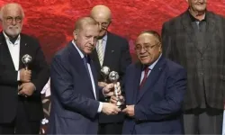 'Unesco Yaşayan İnsan Hazinesi' ödüllü davul ustası Adem Göçer hayatını kaybetti