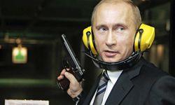 Vladimir Putin sağ kolunu neden hareket ettirmiyor? Yıllardır süren sırrın cevabı şaşırttı!