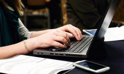 Yeni çalışma modeli geliyor! 12 milyon kişiyi kapsayacak: Yarı zamanlı çalışana emeklilik yolu açılıyor