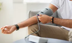 Yüksek tansiyon nasıl düşer? Evde tansiyon düşürmek için ne yapmalı, belirtileri nelerdir ve limon iyi gelir mi?