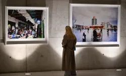 Zeki Demirkubuz'un 'yalnızlık' temalı fotoğraf sergisi CerModern'de açıldı