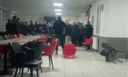 Belediye başkanının sopayla gençleri dövdüğü iddia edildi!