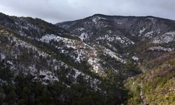 Kızılcahamam’da kar etkisini artırdı: Soğuksu Milli Parkı beyaz örtüyle kaplandı