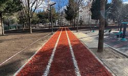 Pursaklar’da Turgut Özal Parkı yenilenerek hizmete açıldı