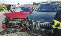 Bilecik'te direksiyon sınavında kaza! Sürücü adayı ve komisyon üyeleri yaralandı