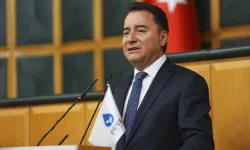 AK Partili bir bakandan Ali Babacan’a ‘Mirasınızı yiyoruz yiyoruz bitmiyor’