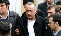 Tarihte Bugün: Alaattin Çakıcı Türkiye'ye iade edildi