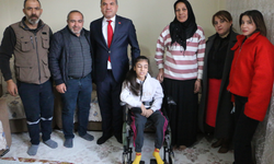 Devlet Bahçeli'den Diyarbakırlı engelli kıza tekerlekli sandalye desteği