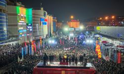 CHP'nin 'Millet İradesine Sahip Çıkıyor' mitingi Çatalca'da başladı! Özgür Özel yurttaşlara sesleniyor