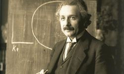 Einstein’ın yerçekimi dalgaları evrenin başlangıcını yeniden yazabilir mi?