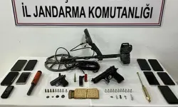 Eskişehir'de 'Anadolu Mirası' operasyonu! El yazması Kur'an-ı Kerim ele geçirildi