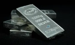 Gümüşte tarihi zirve: Ons fiyatı rekor seviyeyi gördü