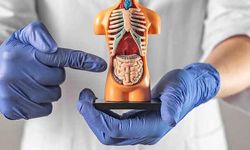 Kolorektal kanser nedir? Kolorektal kanserin nedenleri, belirtiler ve tedavi yöntemleri nelerdir?