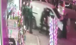 KÜÇÜKÇEKMECE'DE KAN DONDURAN ANLAR! Polisten kaçan araç yaşlı kadını ezdi: Durumu ciddiyetini koruyor