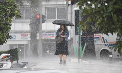 Meteoroloji’den sarı ve turuncu kodlu uyarı: Sağanak, kar ve fırtına kapıda!