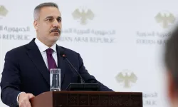 Şam'daki basın toplantısında yaşanan aksaklığın nedeni belli oldu: Teknik sorun yanlış anlaşılmaya yol açtı