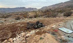 Şırnak'ta fidan dikiminden dönen traktör devrildi: 5'i ağır 13 işçi yaralandı