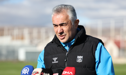 Sivasspor Teknik Direktörü Altıparmak: “Önümüzde final niteliğinde üç karşılaşma var”