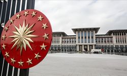 Rüyada cumhurbaşkanı görmek ne anlama gelir?